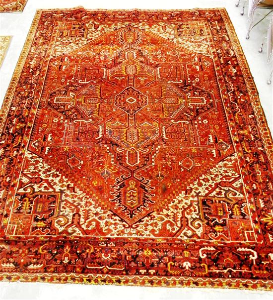 Modern Persian Heriz carpet  12