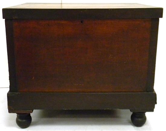 Mahogany lift top chest with metal 12119c