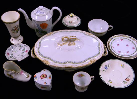 Assorted china  twelve pieces  including;