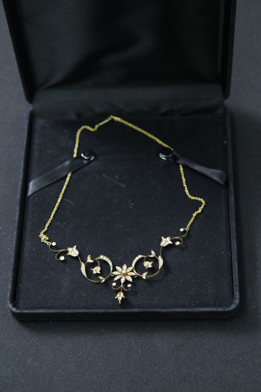 NECKLACE Wonderful Victorian Aesthetic 1212e6