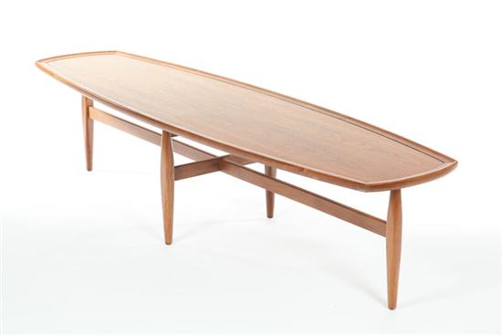 SURFBOARD COFFEE TABLE Declaration 121369