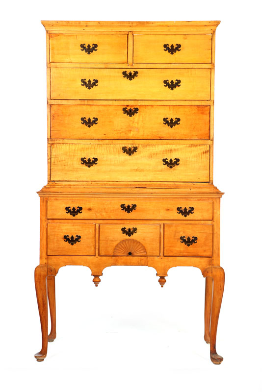 QUEEN ANNE CHEST OF DRAWERS.  American