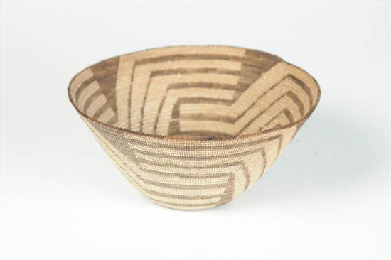 NATIVE AMERICAN BASKET American 1215aa