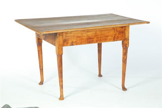 QUEEN ANNE TAVERN TABLE American 121770