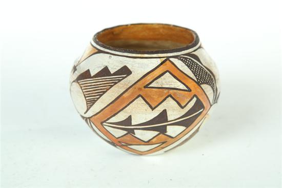 ACOMA POTTERY JAR.  Ca.1920s. Brown