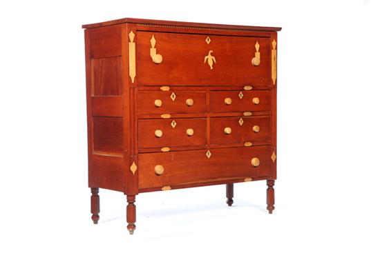 FOLKSY INLAID CHEST OF DRAWERS.