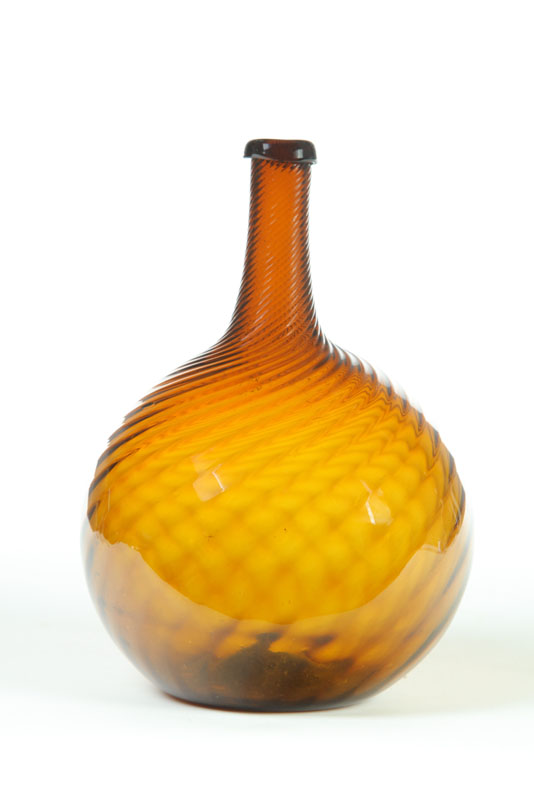  PATTERN MOLDED SWIRL BOTTLE  1218f8