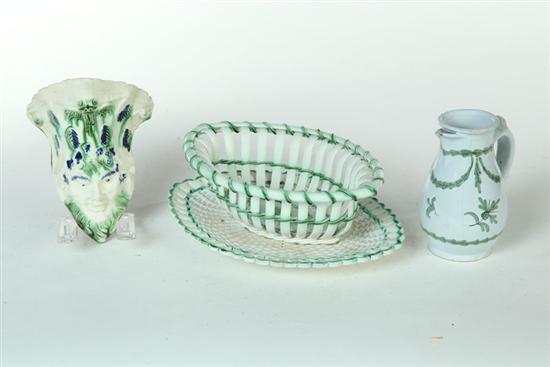 THREE CERAMIC ITEMS Late 18th early 121927