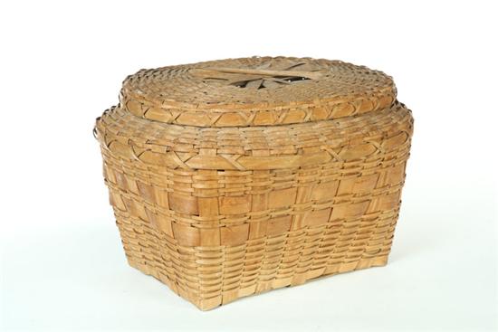 BASKET.  American Woodlands Indians