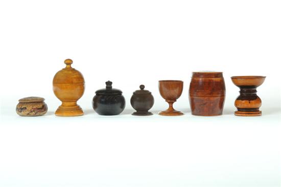 SEVEN PIECES OF TREENWARE American 121a08