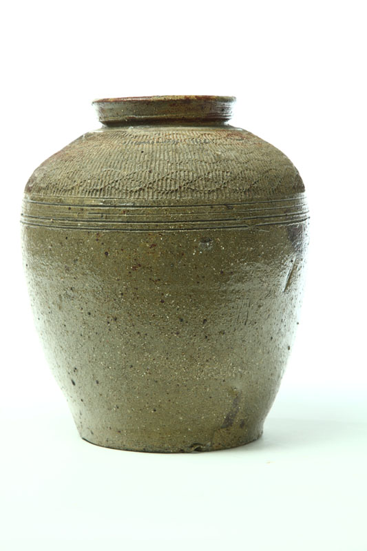 STORAGE JAR.  China  19th century