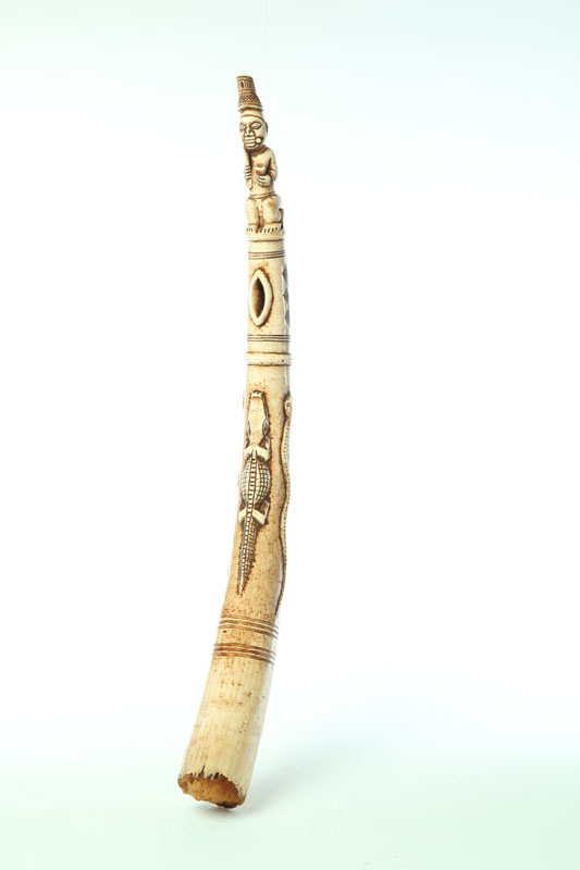 CARVED IVORY TRUMPET Africa  121ab7