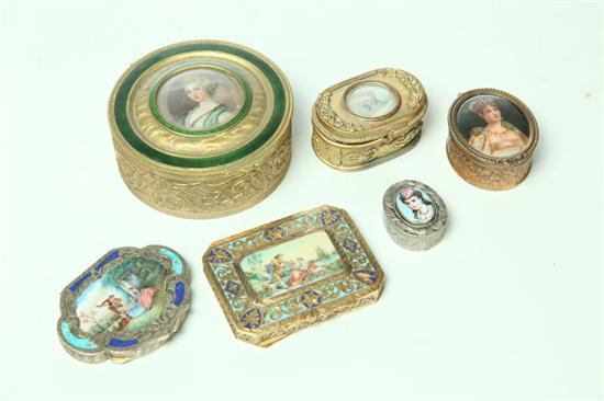 SIX DRESSER BOXES AND COMPACTS.