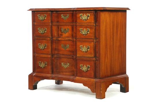 CHIPPENDALE STYLE BLOCK FRONT CHEST 121b52