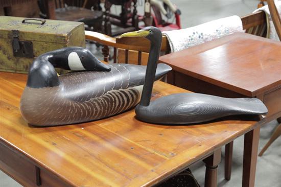 TWO LARGE DECOYS Both are signed  121e79