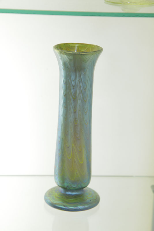 LOETZ GLASS BUD VASE. Iridescent