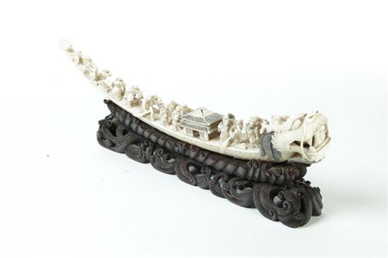 IVORY CARVING.  China  early 20th century.