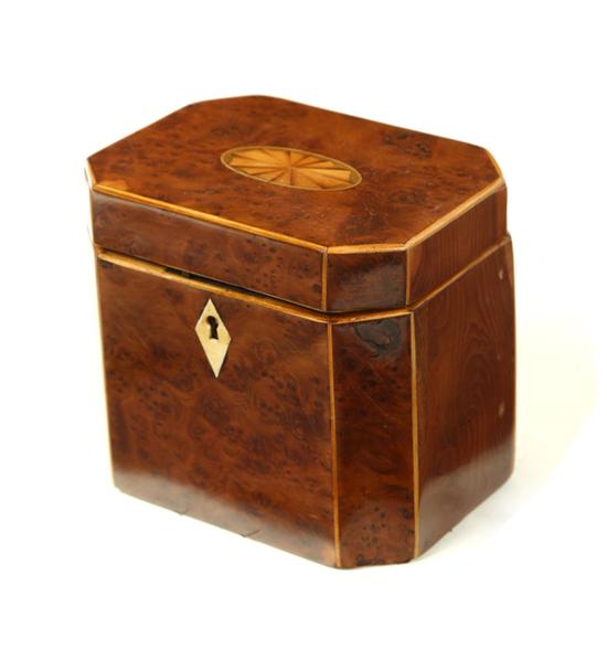 INLAID TEA CADDY England early 122586