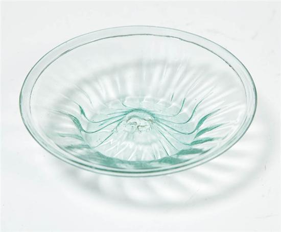 BLOWN GLASS DISH Possibly Kent 122676