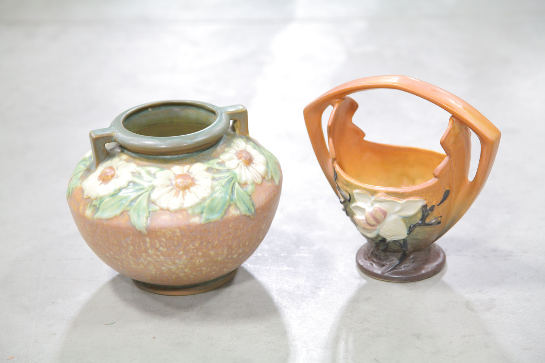 TWO PIECES OF ROSEVILLE POTTERY  122756