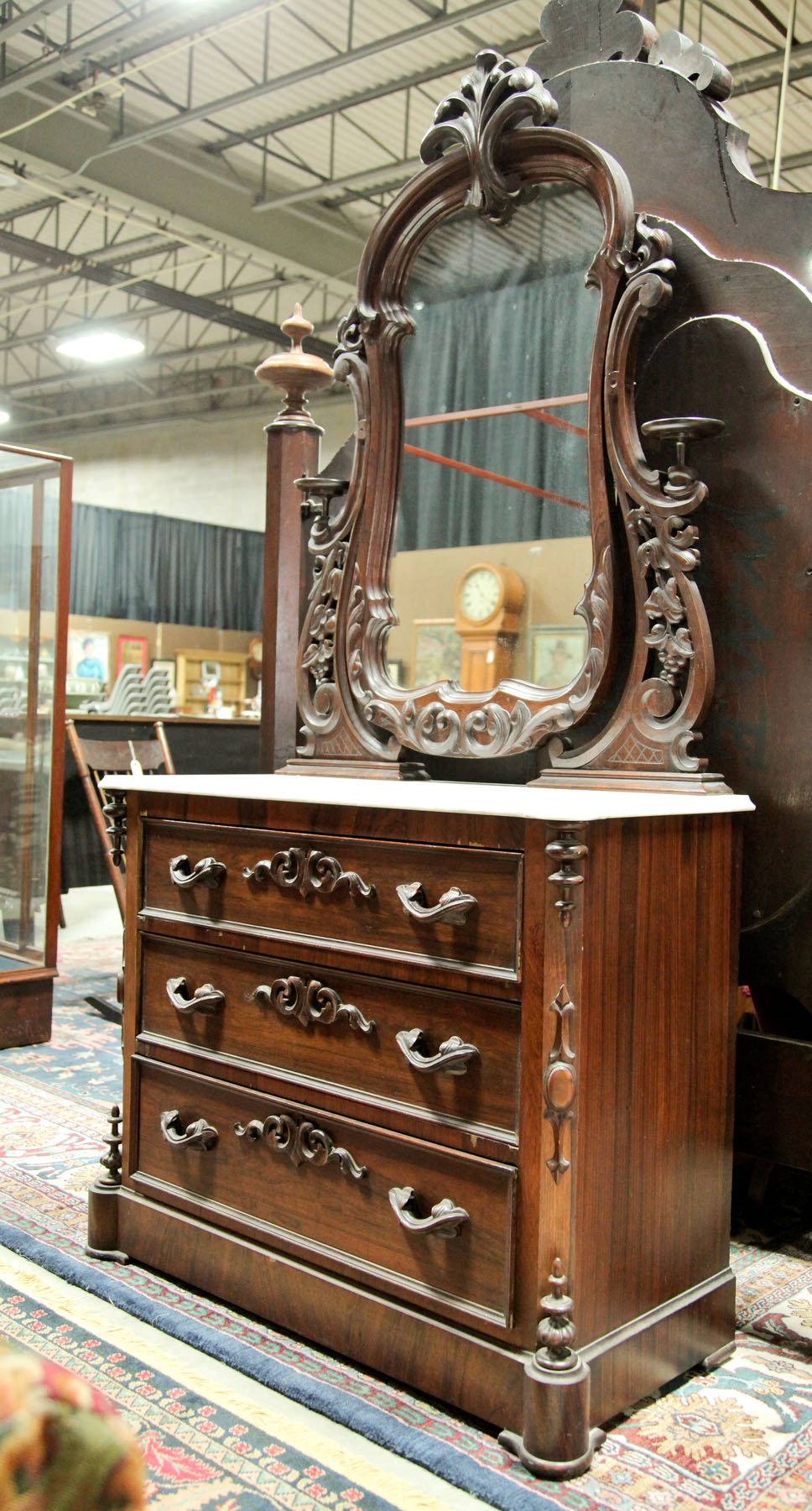 VICTORIAN CHEST WITH MIRROR American 12283d