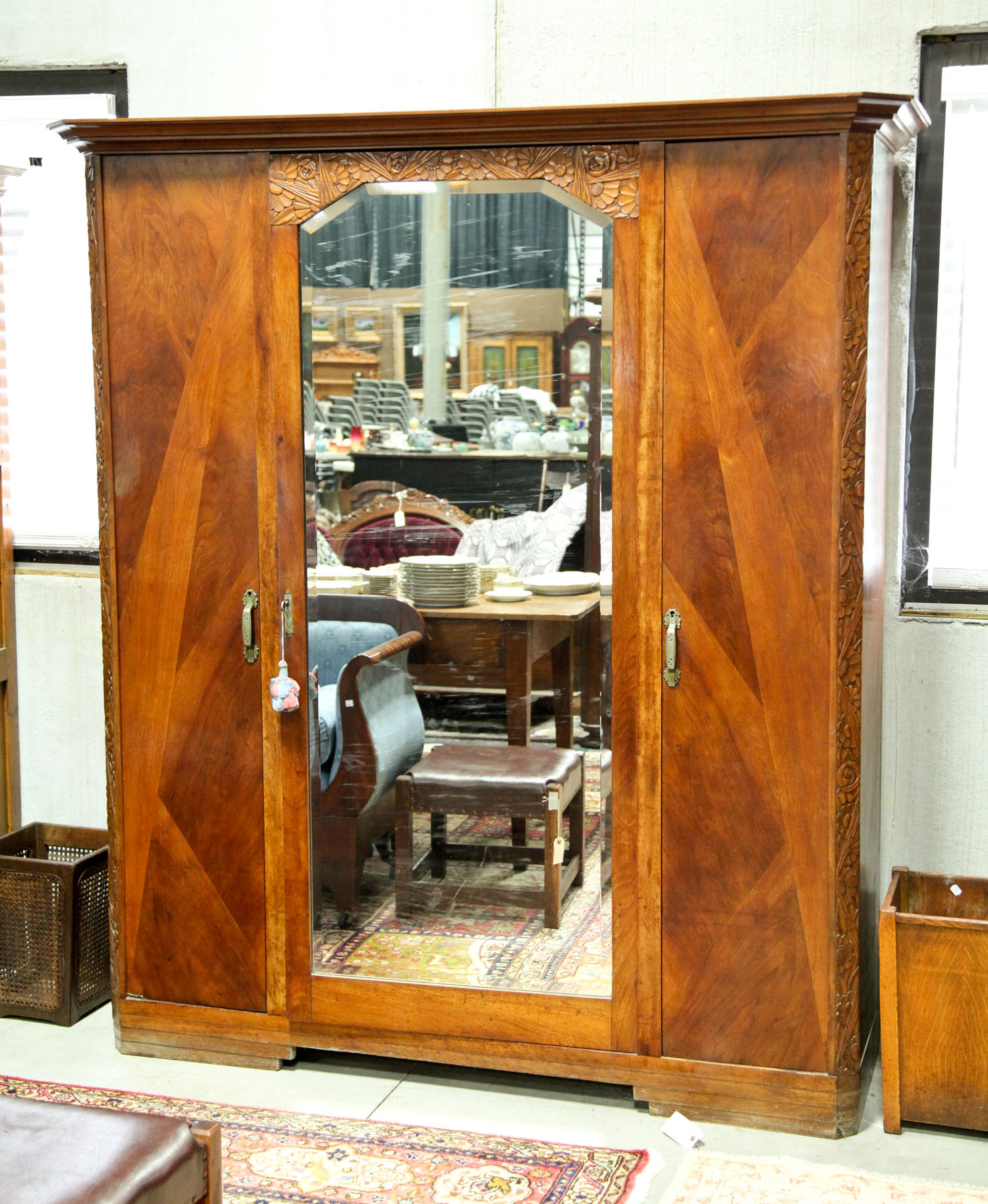 ARMOIRE American mid 20th century 12284b