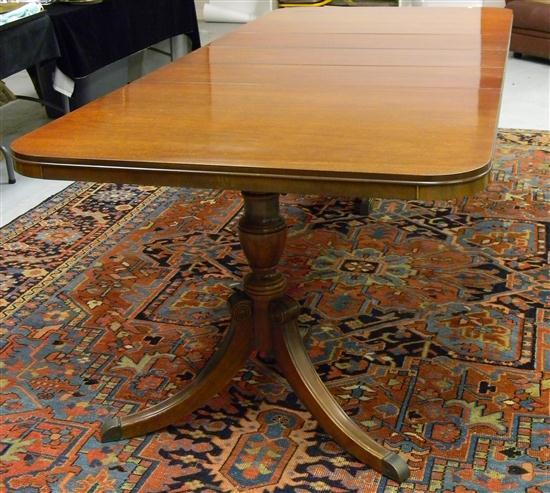 Dining table Federal style mahogany 120959