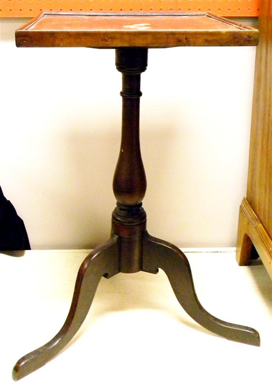 Candlestand American late 18th 1209e0