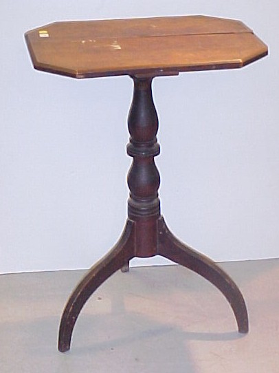 18th 19th C candlestand probably 120b2b