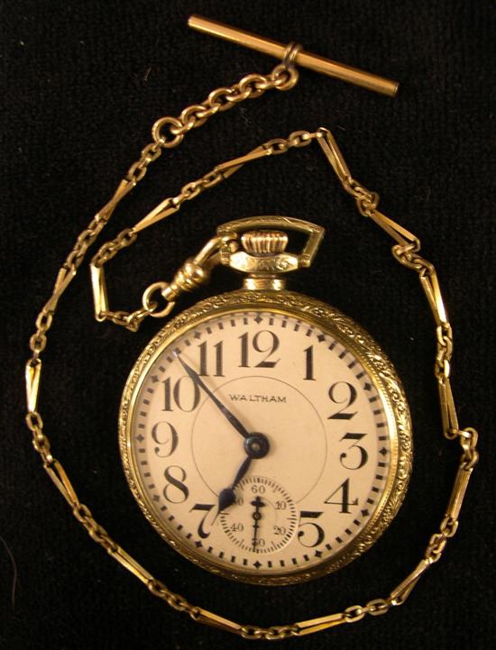 Waltham open face pocketwatch  floral