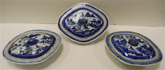 Chinese Export blue and white porcelain 120bd7