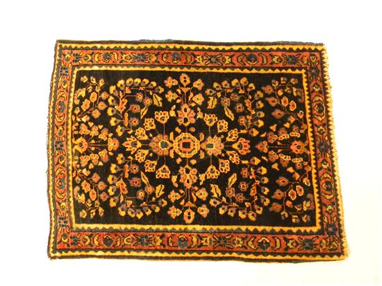 Antique Persian Sarouk  classic