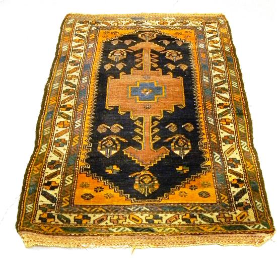 Antique Persian scatter rug geometric 121023