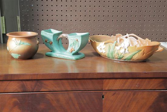 THREE PIECES OF ROSEVILLE POTTERY  123a0a