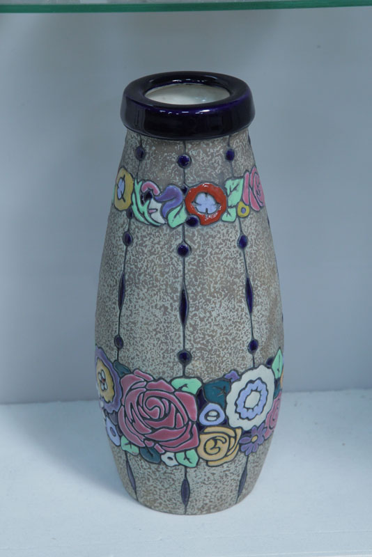 AMPHORA VASE Mat surface having 123a5a