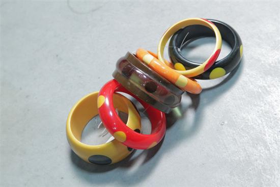 SIX BAKELITE BRACELETS All with 123aa0