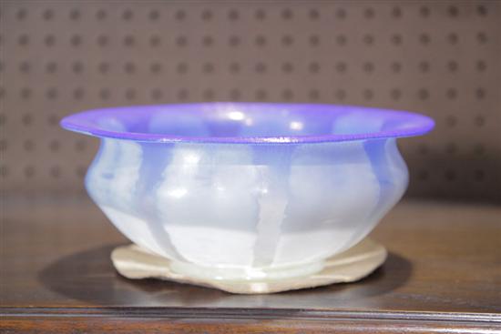 TIFFANY BOWL. Opalescent bowl with