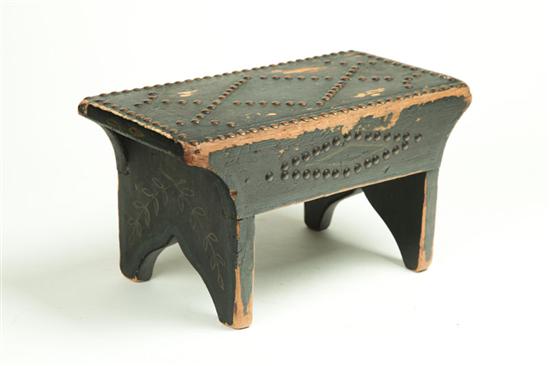 DECORATED FOOTSTOOL American 1228c3