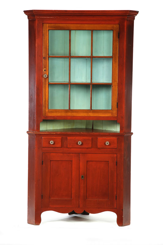 FINE CORNER CUPBOARD Ohio or 122aab