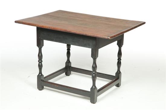 QUEEN ANNE STYLE TAVERN TABLE  122acd