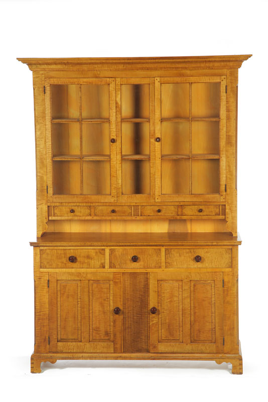 CHIPPENDALE STYLE STEPBACK CUPBOARD  122bc3