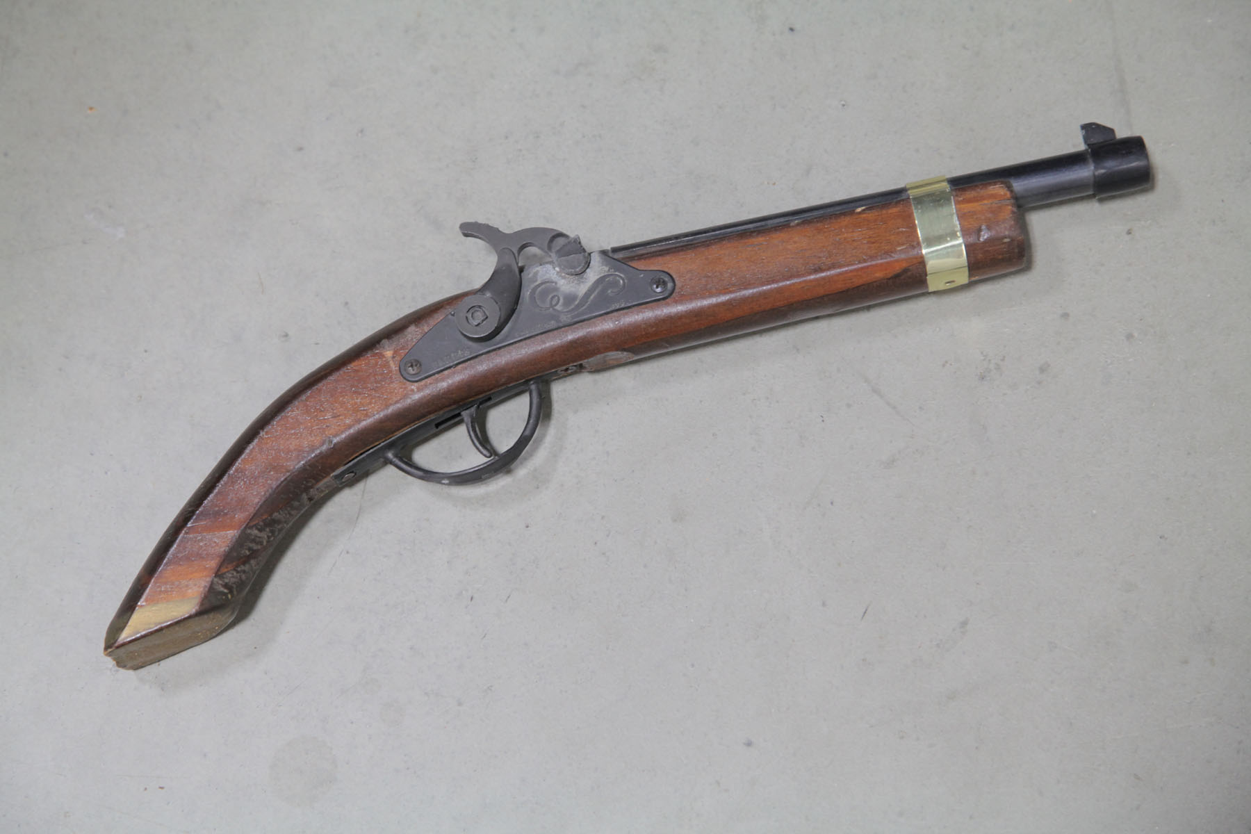 PARRIS CAP GUN.  Tennessee  mid