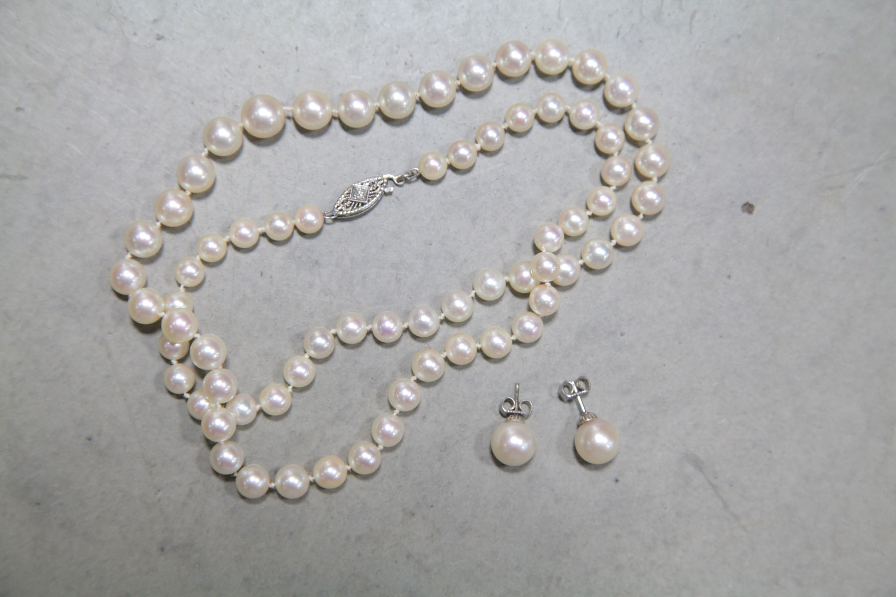 TWO PIECES JEWELRY Pearl necklace  122dff