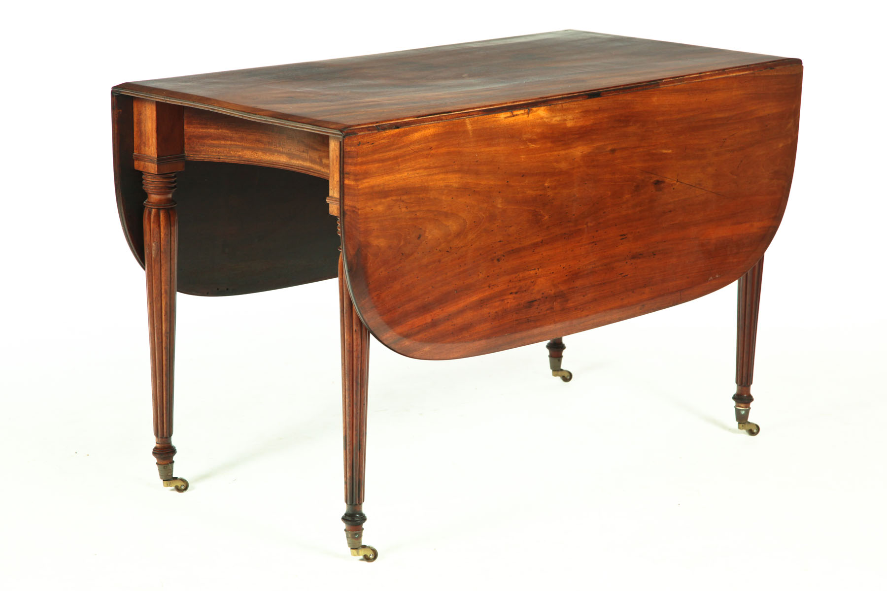 SHERATON DROP LEAF TABLE.  American