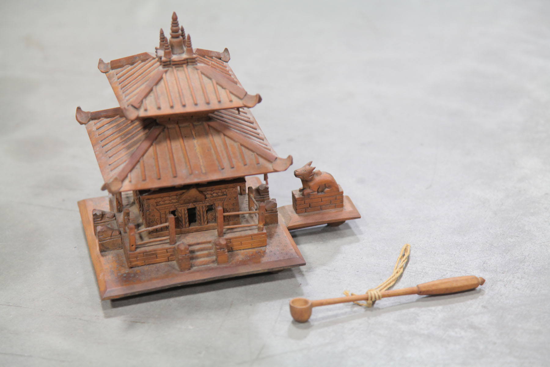 CARVED MODEL OF PUSHUPATINATH TEMPLE  122ecf