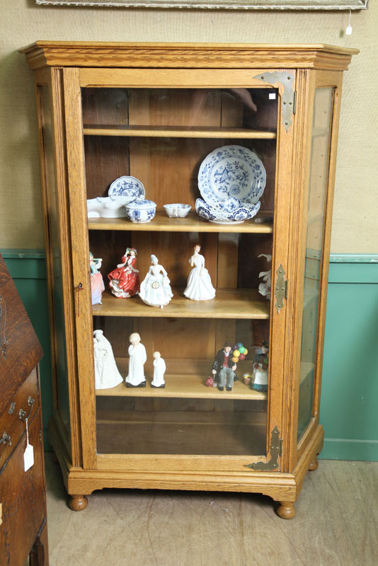 CHINA CABINET. Oak with a molded cornice