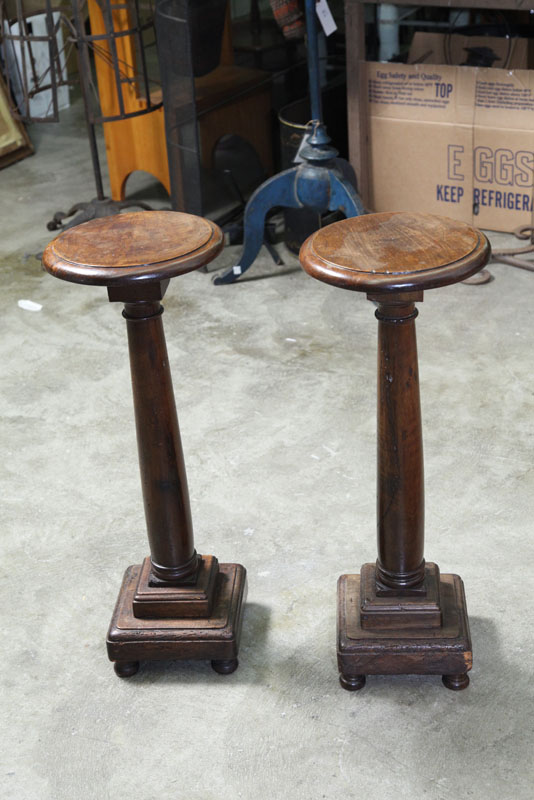 PAIR OF FERN STANDS Walnut with 123042