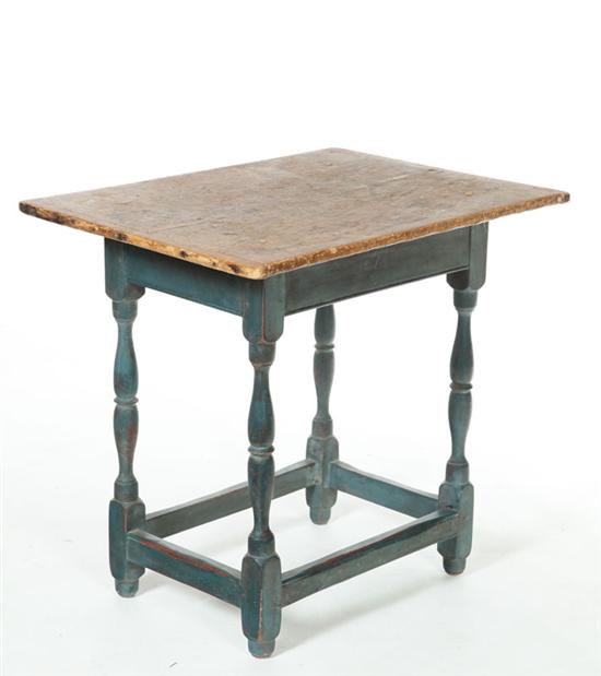 QUEEN ANNE TAVERN TABLE American 123237