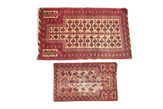 TWO ORIENTAL RUGS Twentieth century  12330e