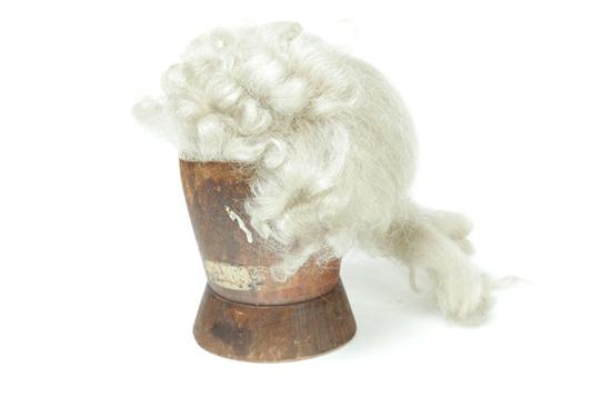 PENNSYLVANIA WIG AND FORM Wig 12333e